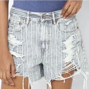 American Eagle Outfitters Striped Denim 90s Boyfriend Shorts, Sz 8